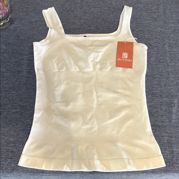 NWT Euyzou Contour Shapewear Tank Top White Size L - Picture 1 of 6